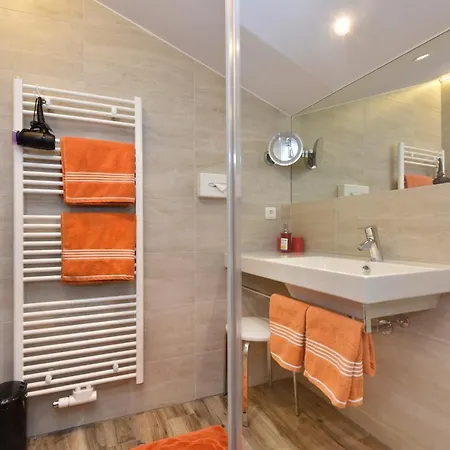 & Alphorn Hotel 3*