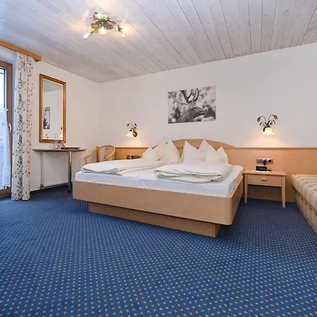 & Alphorn Hotel