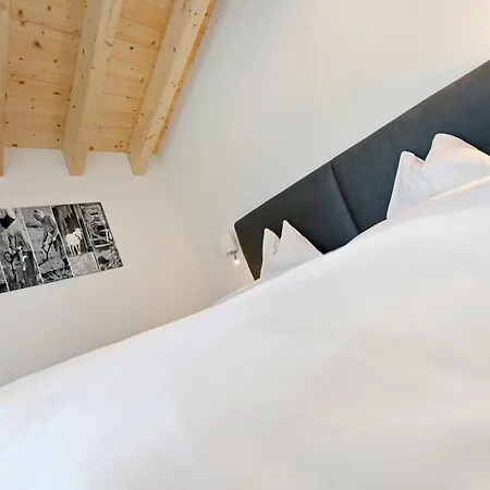 Hotel & Alphorn Lech am Arlberg